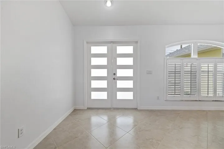 516 Se 31st Ter, Cape Coral Fl 33904
