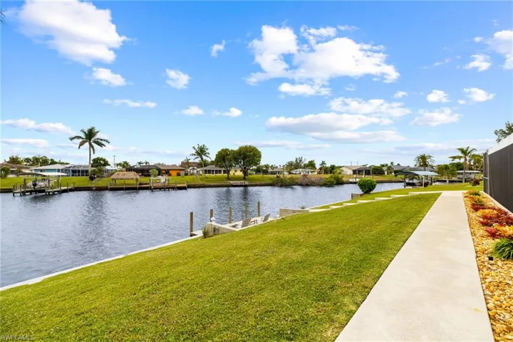 516 Se 31st Ter, Cape Coral Fl 33904