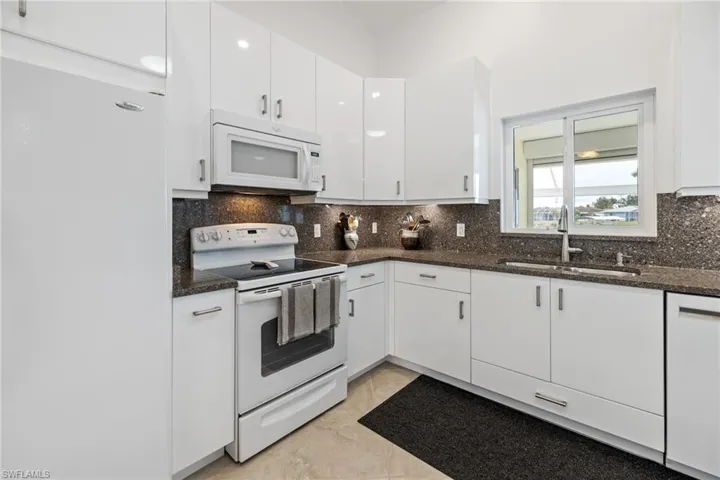 516 Se 31st Ter, Cape Coral Fl 33904