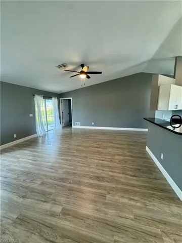4305 Ne 20th Pl, Cape Coral, Florida 33909