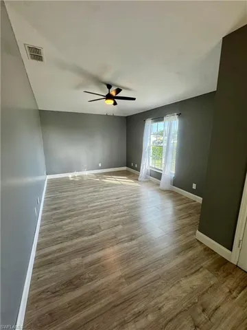 4305 Ne 20th Pl, Cape Coral, Florida 33909
