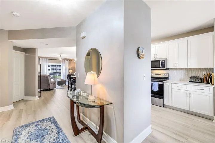 7822  Great Heron  WAY, Naples, FL 34104