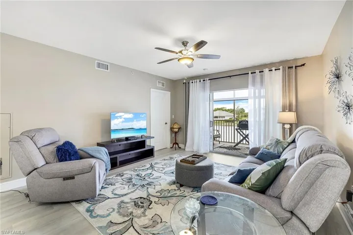 7822  Great Heron  WAY, Naples, FL 34104