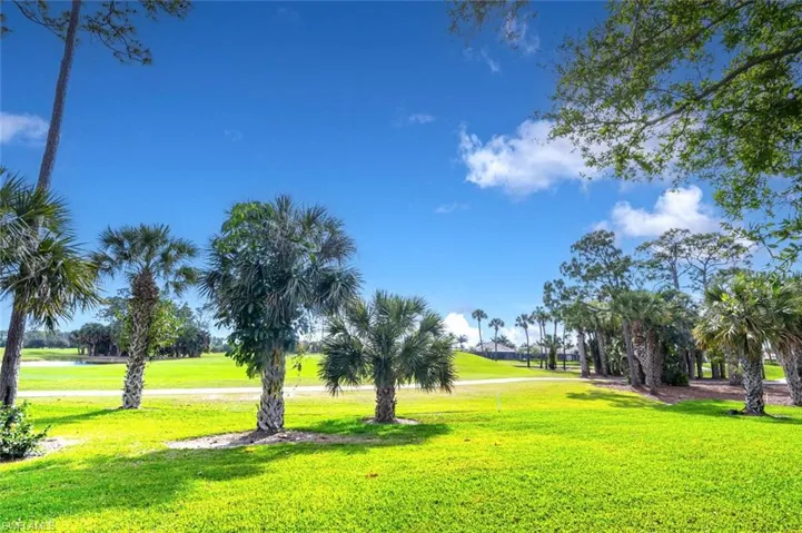 7563  Moorgate Point  WAY, Naples, FL 34113