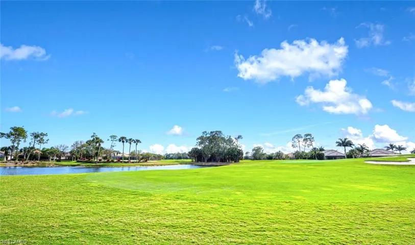7563  Moorgate Point  WAY, Naples, FL 34113