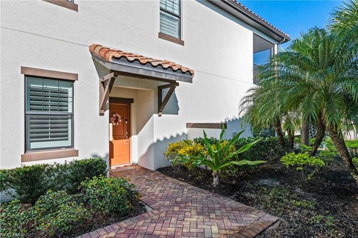 15153 Palmer Lake CIR # 103, NAPLES FL 34109
