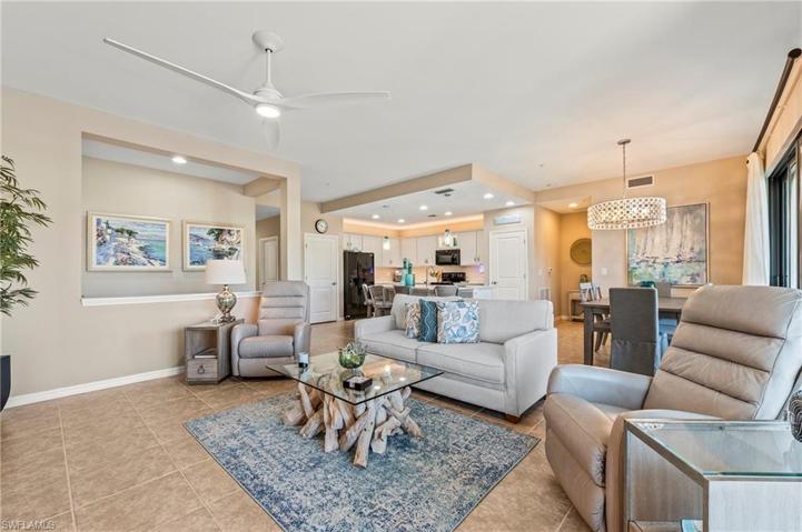 15153 Palmer Lake CIR # 103, NAPLES FL 34109