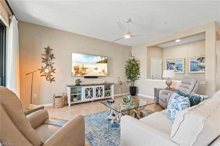 15153 Palmer Lake CIR # 103, NAPLES FL 34109