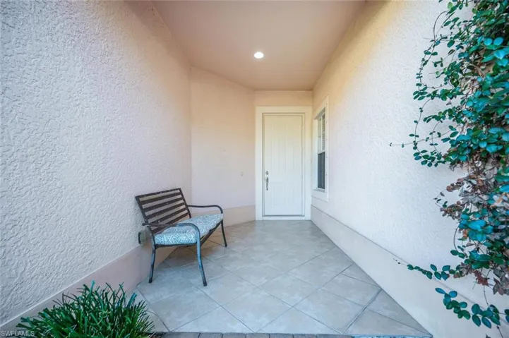3580 Corinthian WAY, NAPLES FL 34105