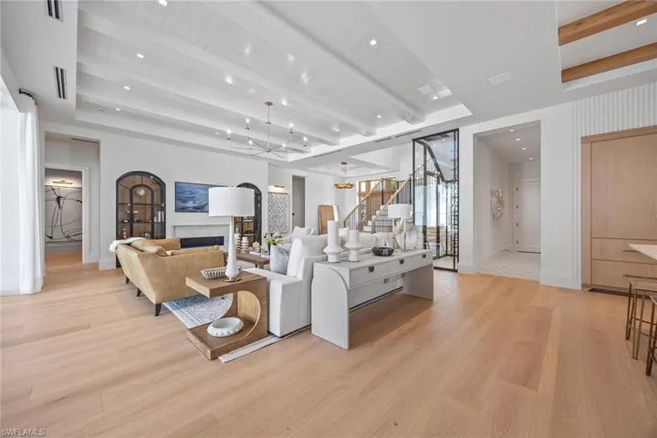 3277 Gordon Dr, Naples Fl 34102