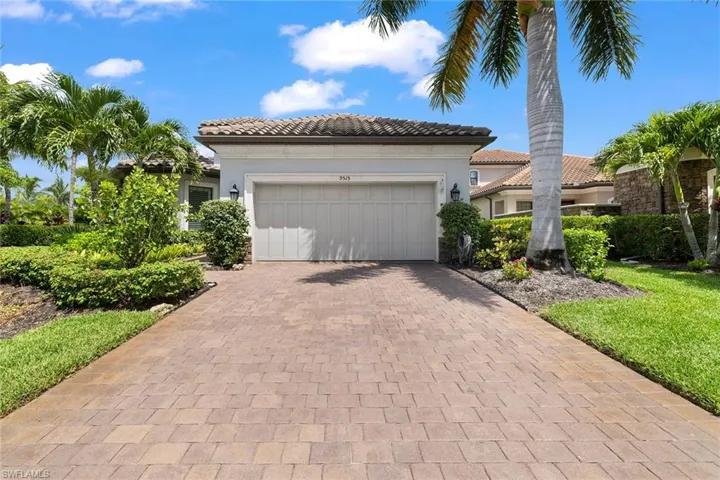 9515 Campanile Cir, Naples, Florida 34114