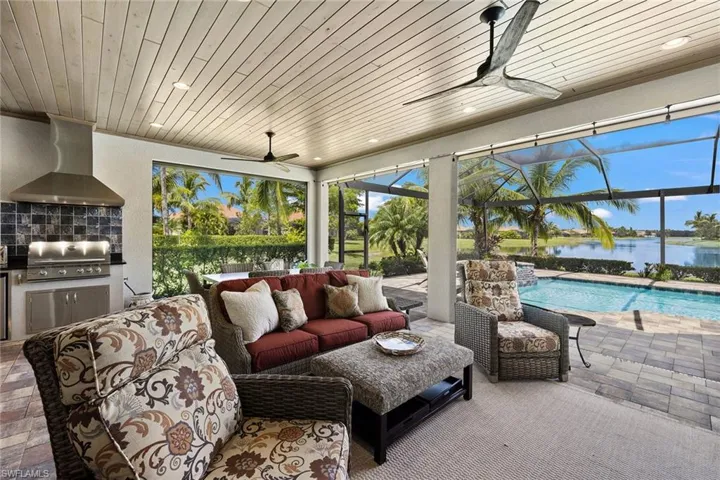 9515 Campanile Cir, Naples, Florida 34114