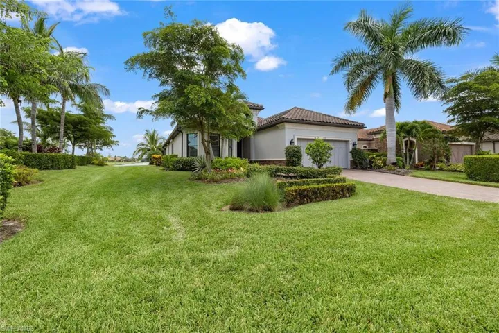 9515 Campanile Cir, Naples, Florida 34114