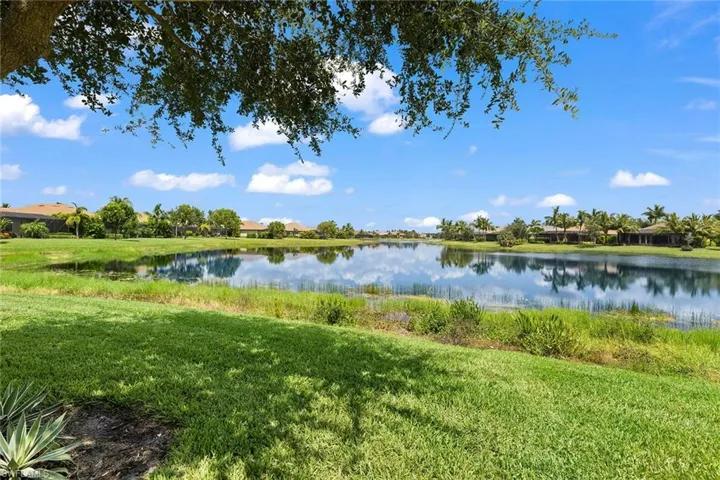 9515 Campanile Cir, Naples, Florida 34114
