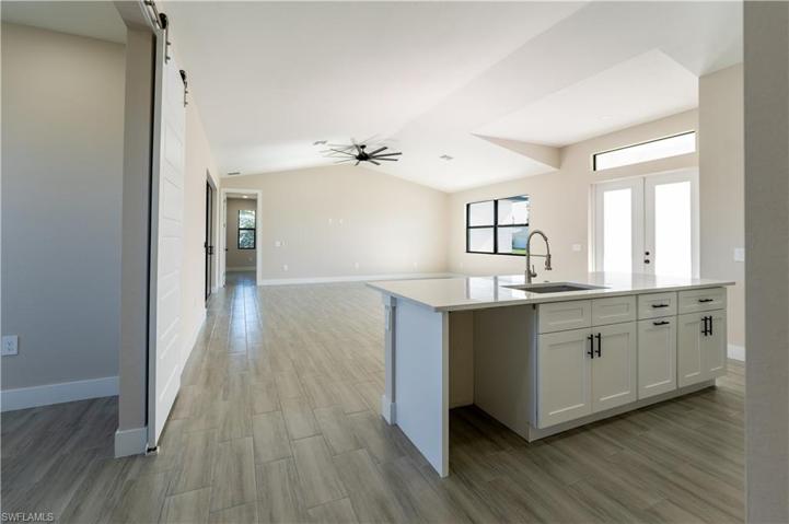 2305 SW 32nd ST, CAPE CORAL FL 33914