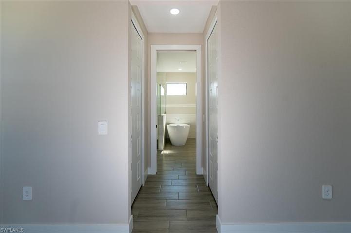 2305 SW 32nd ST, CAPE CORAL FL 33914