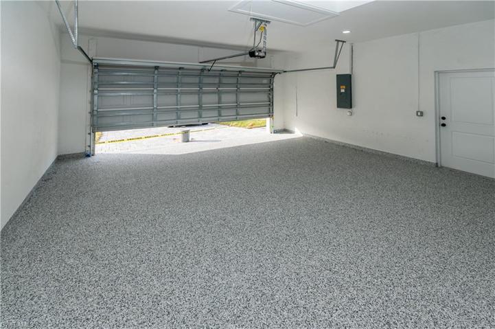 2305 SW 32nd ST, CAPE CORAL FL 33914