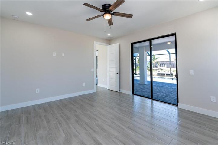 2305 SW 32nd ST, CAPE CORAL FL 33914