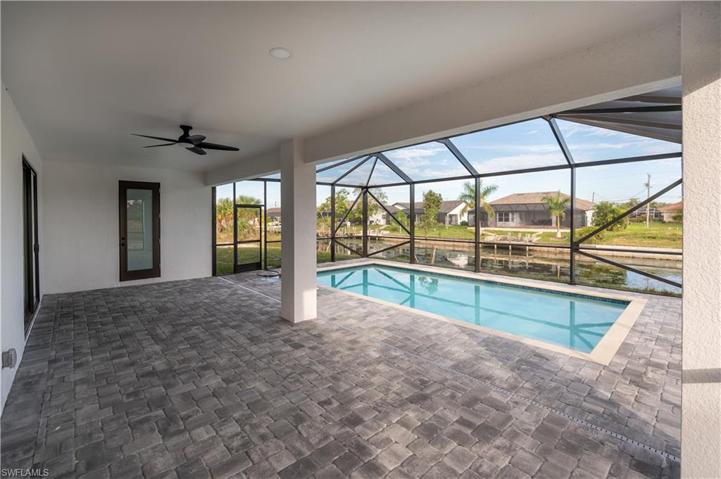 2305 SW 32nd ST, CAPE CORAL FL 33914