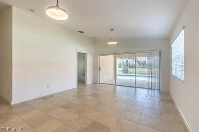 7872 Umberto Ct, Naples, Florida 34114