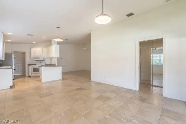 7872 Umberto Ct, Naples, Florida 34114