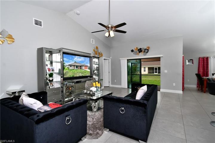 2614 11th ST SW, LEHIGH ACRES FL 33976