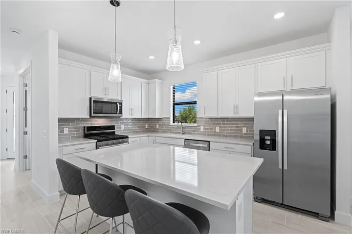 20549 Pebble Glen Dr, Estero, Florida 33928