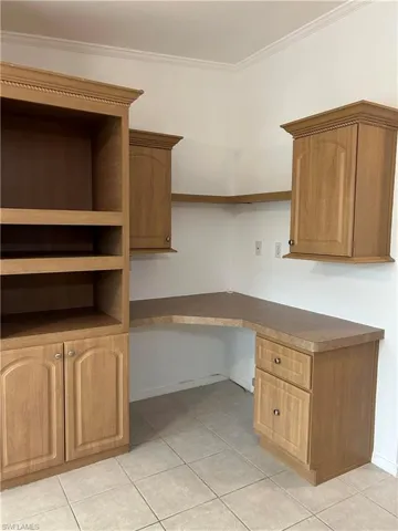3077  Longview  LN, North Fort Myers, FL 33917
