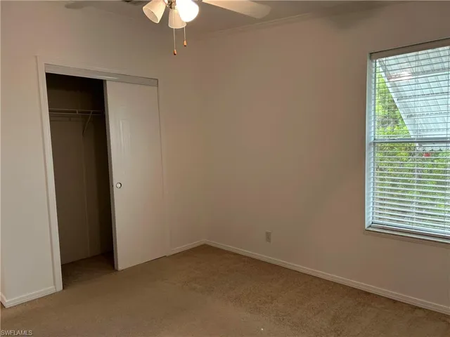 3077  Longview  LN, North Fort Myers, FL 33917