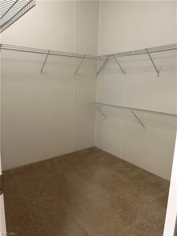 3077  Longview  LN, North Fort Myers, FL 33917
