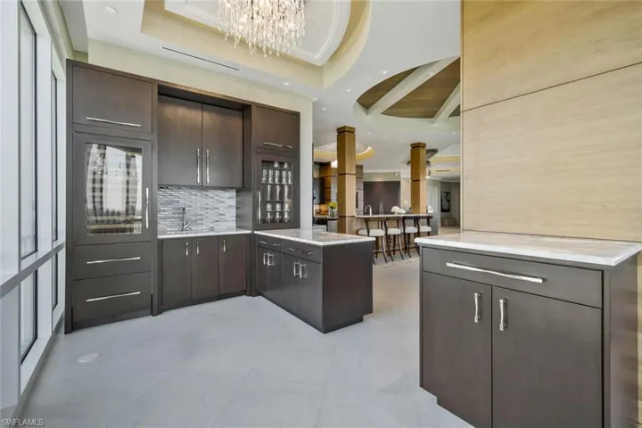 Wet bar WITH a view!