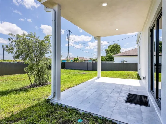 1423 Nw 20th Ter, Cape Coral Fl 33993