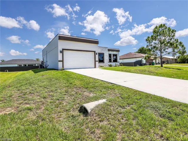 1423 Nw 20th Ter, Cape Coral Fl 33993