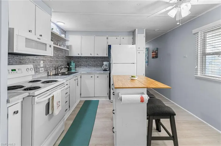 5558 Palm Beach Blvd 45, Fort Myers, Florida 33905