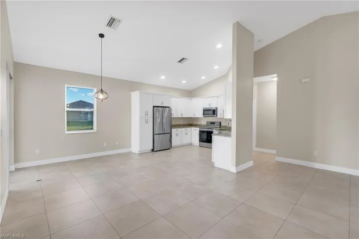 1133 Sw Trafalgar Pkwy, Cape Coral, Florida 33991