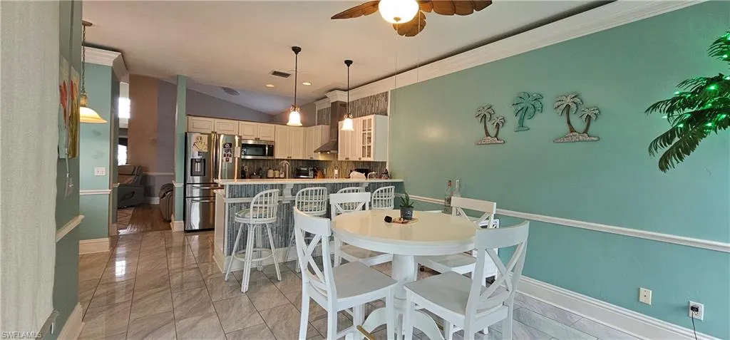 520 Crossfield Cir, Naples, Florida 34104