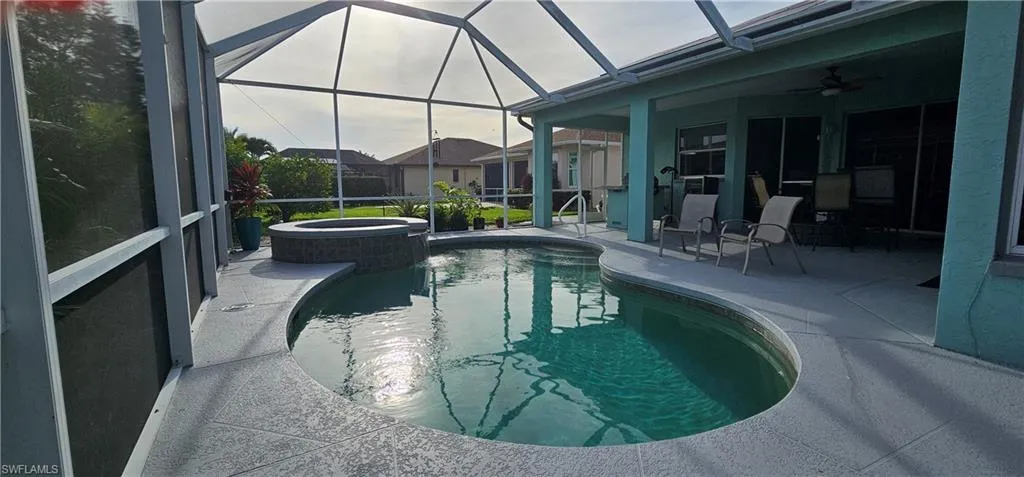 520 Crossfield Cir, Naples, Florida 34104