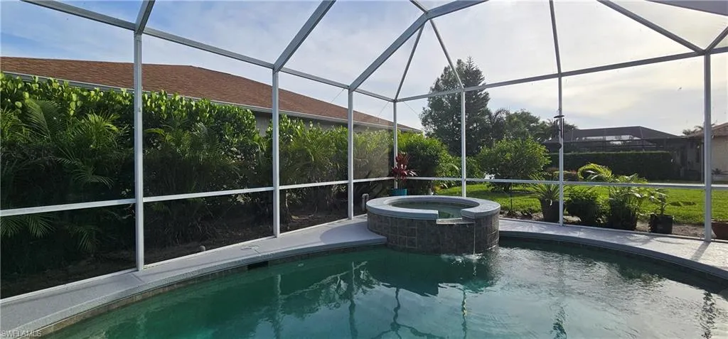 520 Crossfield Cir, Naples, Florida 34104