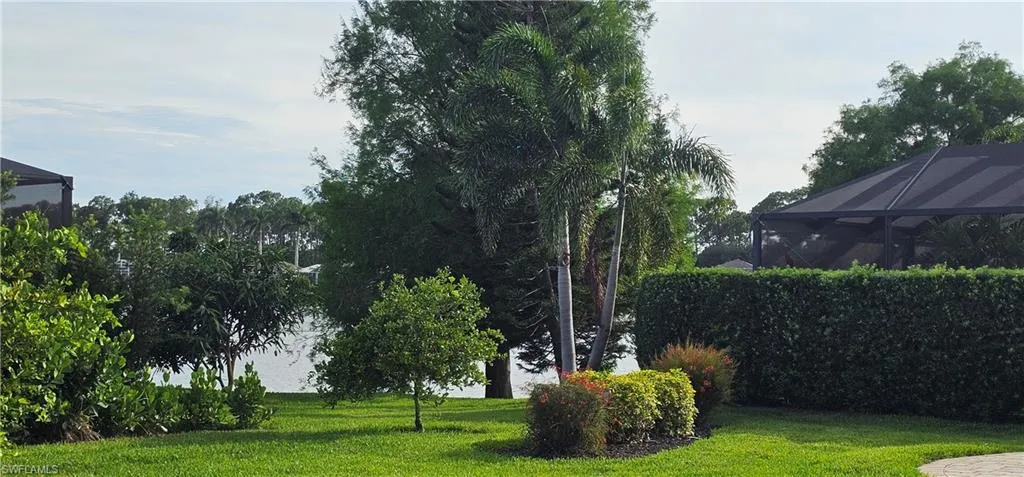 520 Crossfield Cir, Naples, Florida 34104