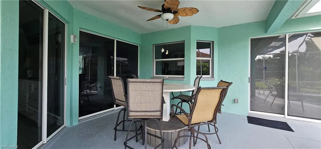 520 Crossfield Cir, Naples, Florida 34104