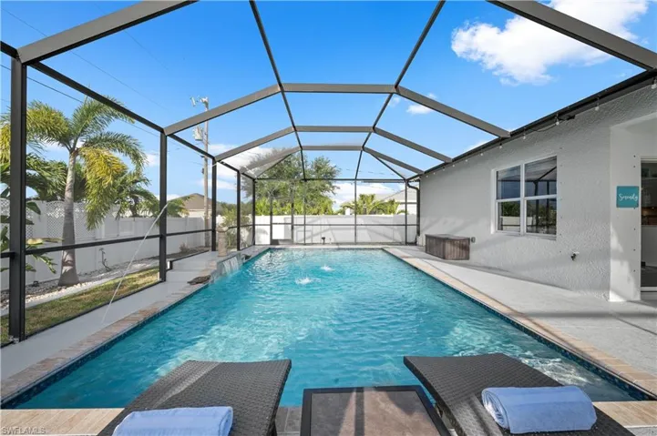 337 NE 20th  TER, Cape Coral, FL 33909