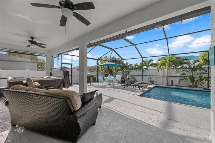 337 NE 20th  TER, Cape Coral, FL 33909