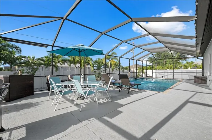 337 NE 20th  TER, Cape Coral, FL 33909