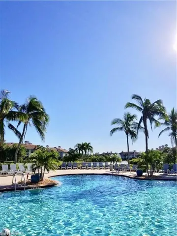 3017  Driftwood  WAY, Naples, FL 34109