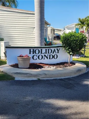 View of community / neighborhood sign once you enter the gates