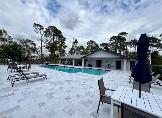 Community pool
