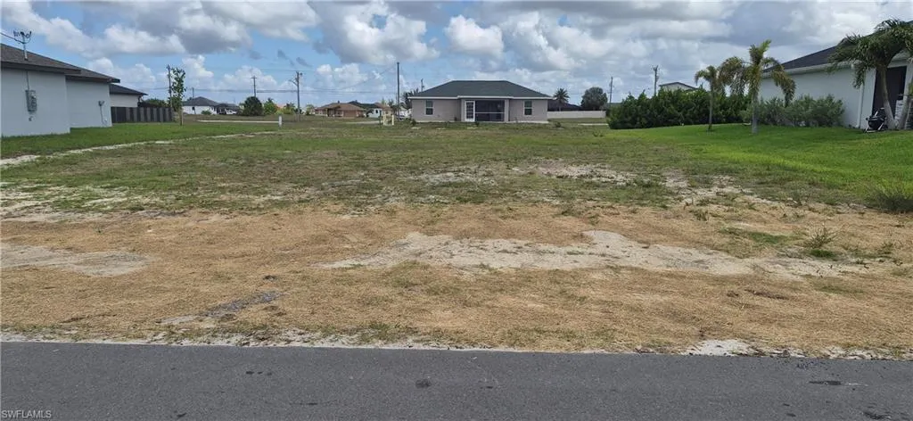 123 NE 15th  TER, Cape Coral, FL 33909
