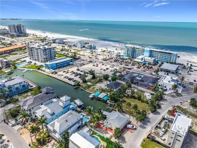 1339 Santos Rd, Fort Myers Beach, Florida 33931