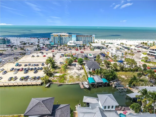 1339 Santos Rd, Fort Myers Beach, Florida 33931