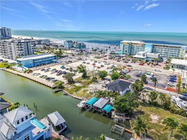 1339 Santos Rd, Fort Myers Beach, Florida 33931